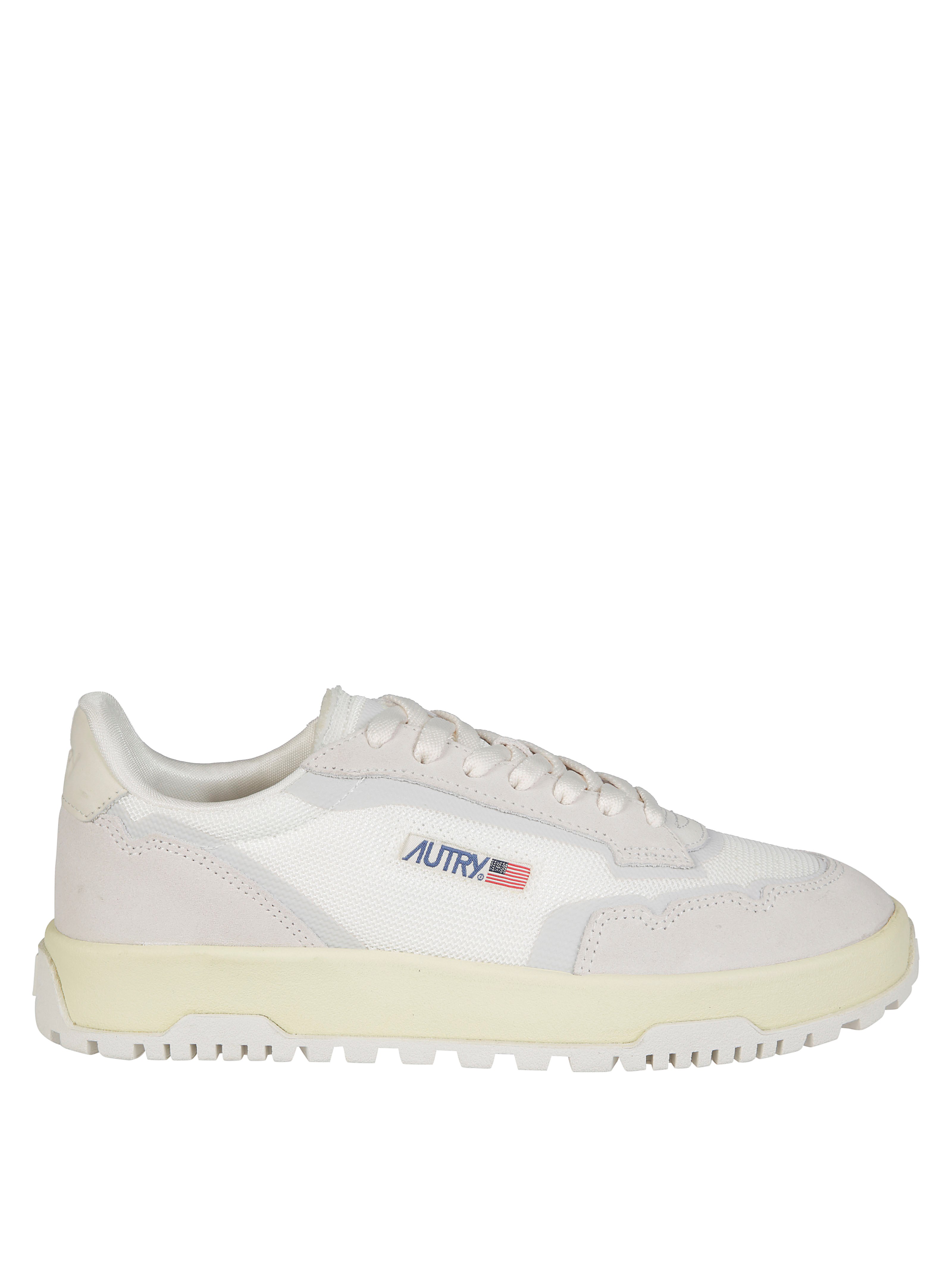 Autry Wildpace Low Sneakers In White Mesh And Suede In White