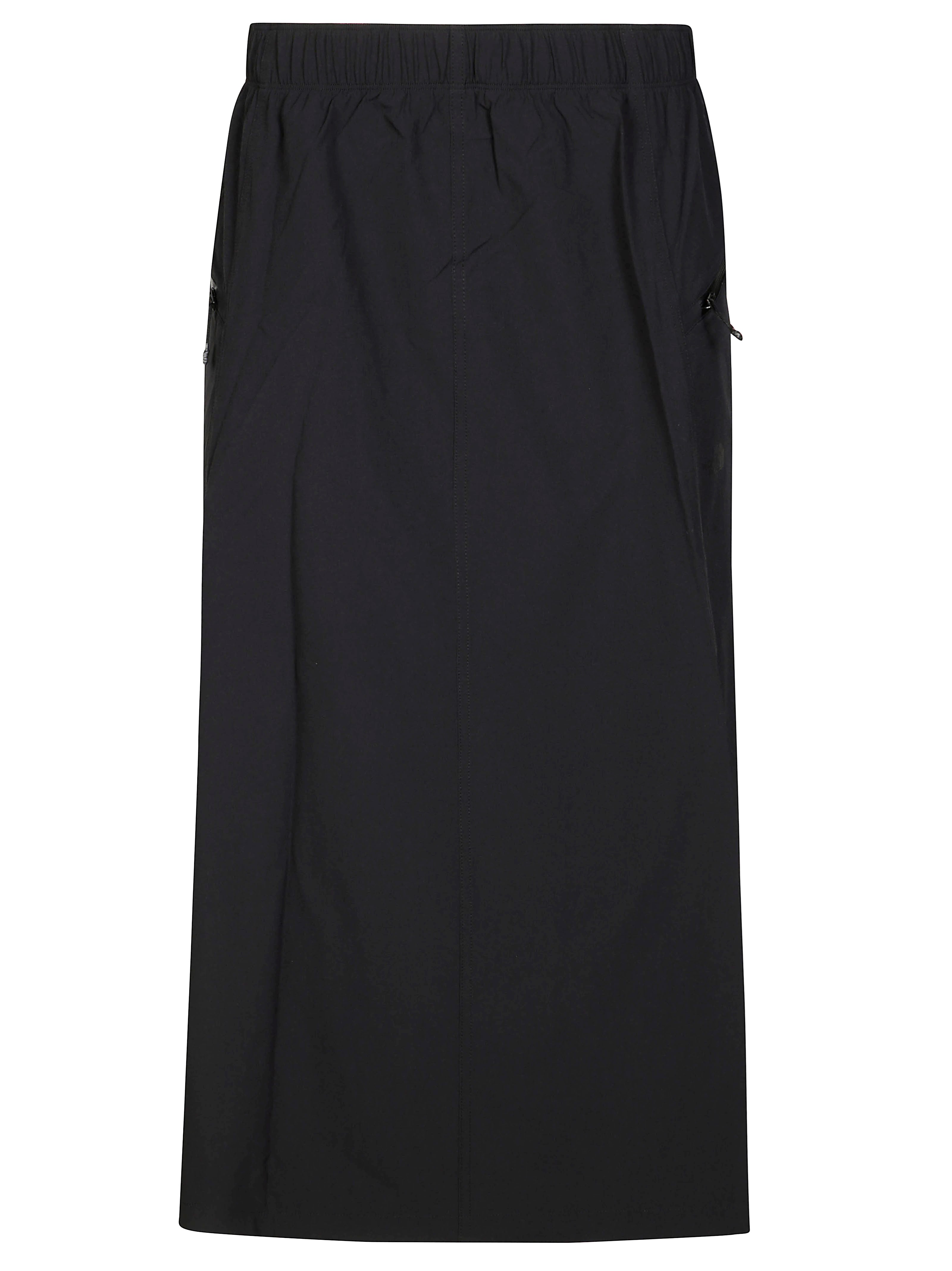 Shop The North Face W North Dome Wind Skir- In Black